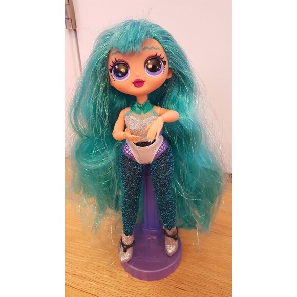 LOL Surprise OMG Winter Disco COSMIC NOVA 9" Fashion Doll‎ MGA Entertainment - Picture 3 of 9